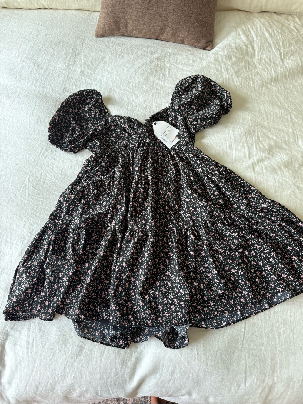 NWT Black Floral Puff-Sleeve Dress with Pink Flowers